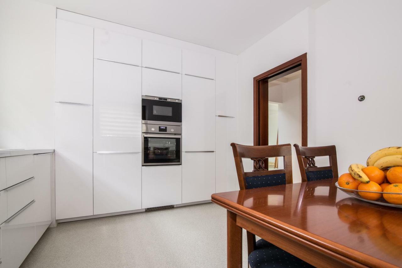 Apartamenty Hierowskiego 60G カトヴィツェ エクステリア 写真