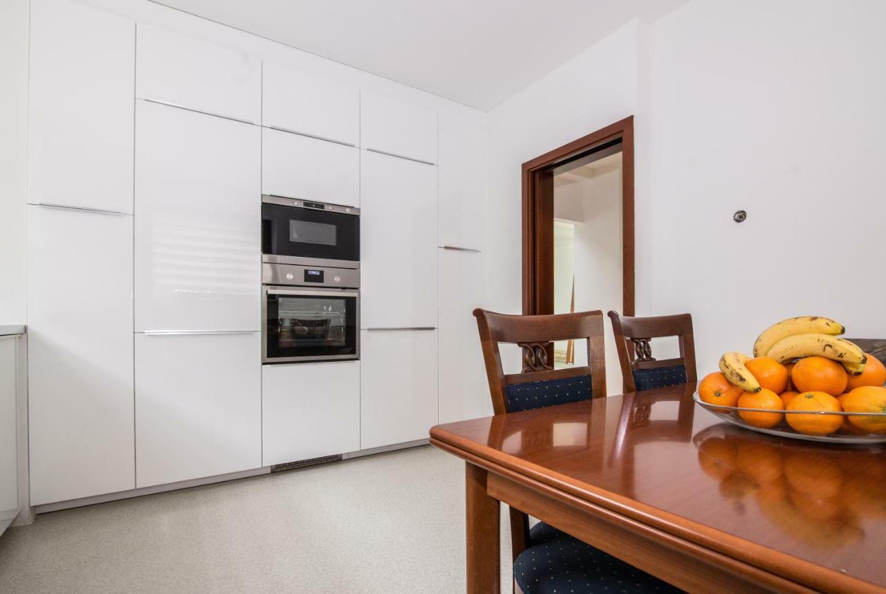 Apartamenty Hierowskiego 60G カトヴィツェ エクステリア 写真